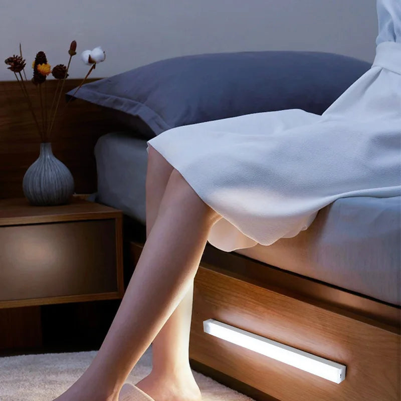 Lampe LED Magnétique Rechargeable avec Détecteur de Mouvement