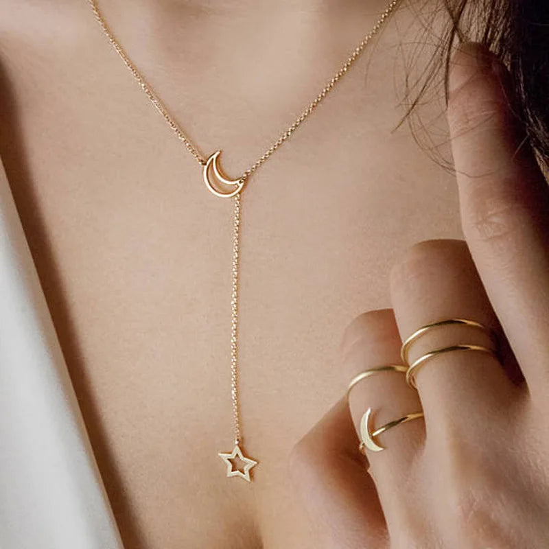 Collier Lune & Étoile – Bijou Doré Délicat Femme